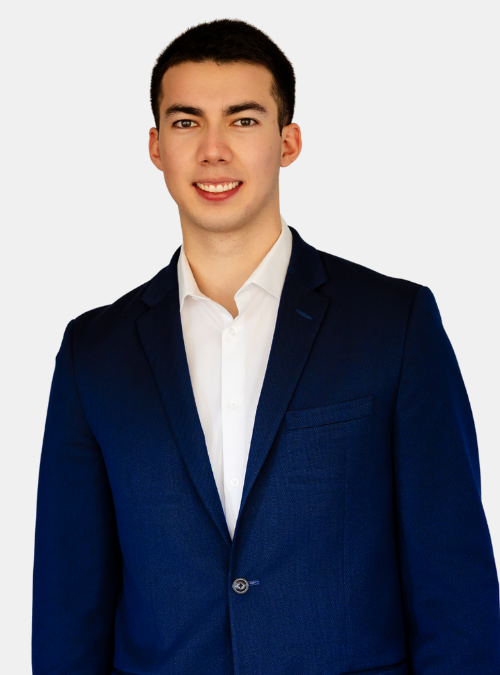 Christopher Ruane - Formal Headshot - Associate Analyst